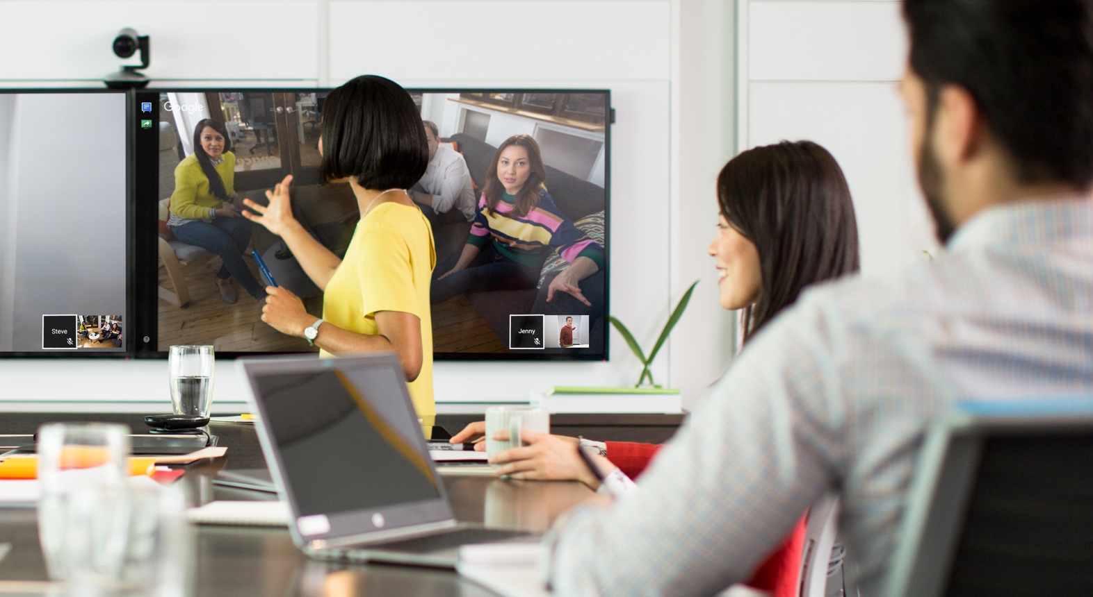 video-conferencing-messaging